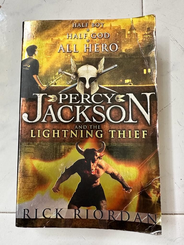 Half Boy & Half God All hero, Percy Jackson and till lighting thief ...
