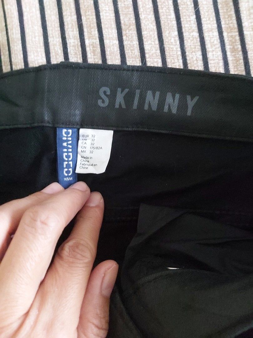 H and deals m biker jeans