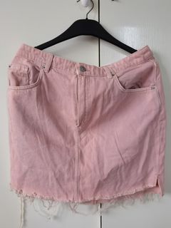 (Category: ) located in . Submitted by ysabel_preloved (Listing ID 1251304520, Image 1). Description: .