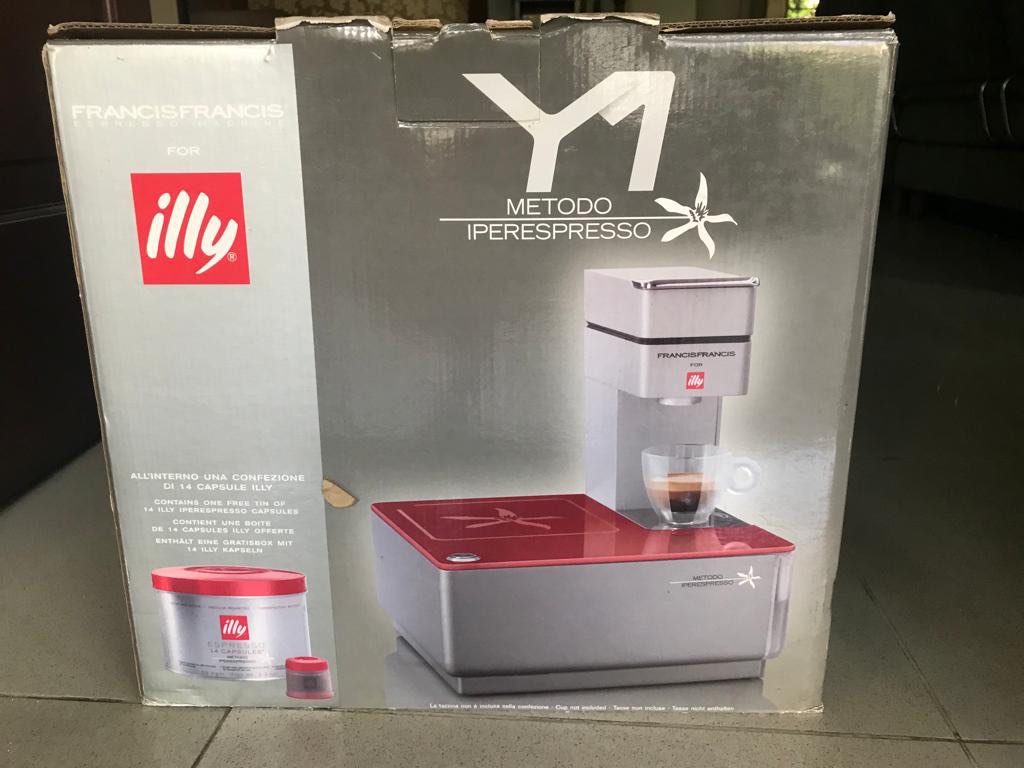 Illy Coffee Machine Y1, TV & Home Appliances, Other Home Appliances on
