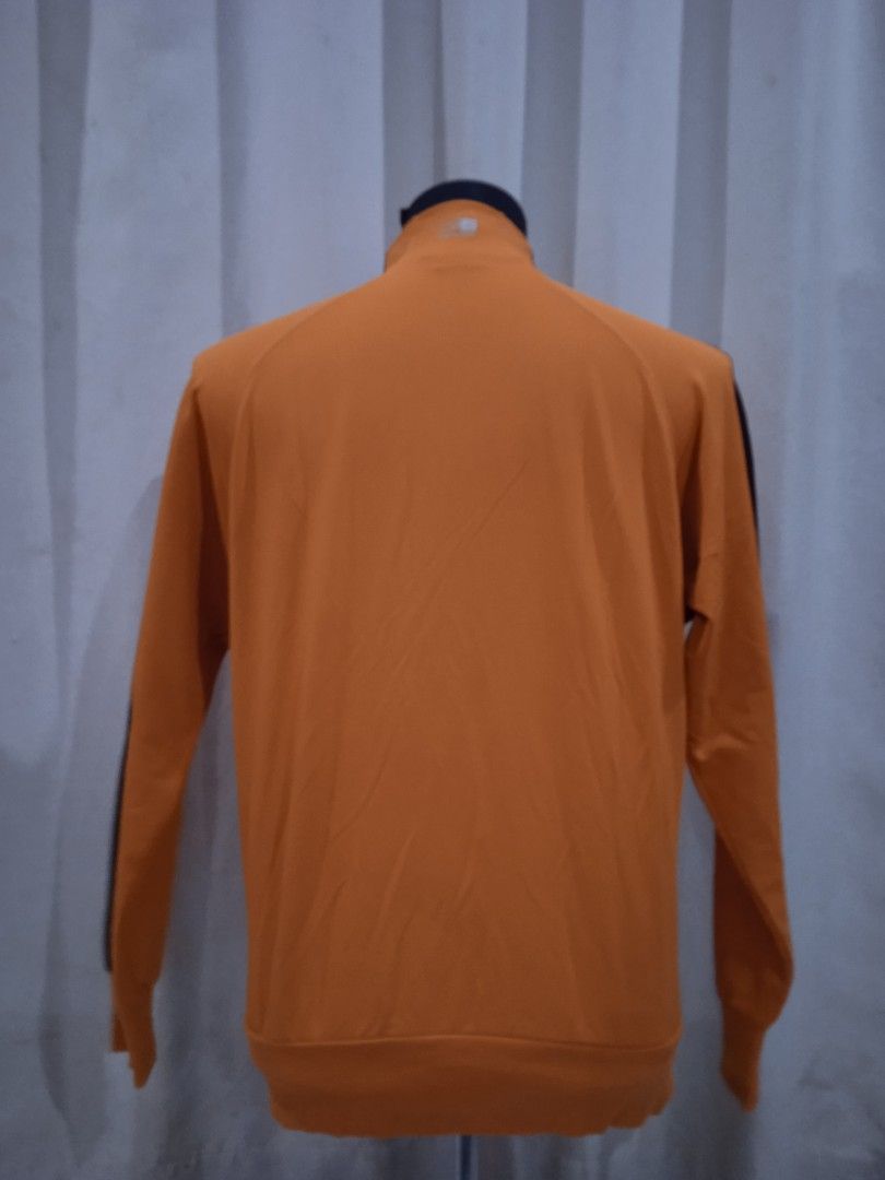 Karrimor sweater, Men's Fashion, Activewear on Carousell