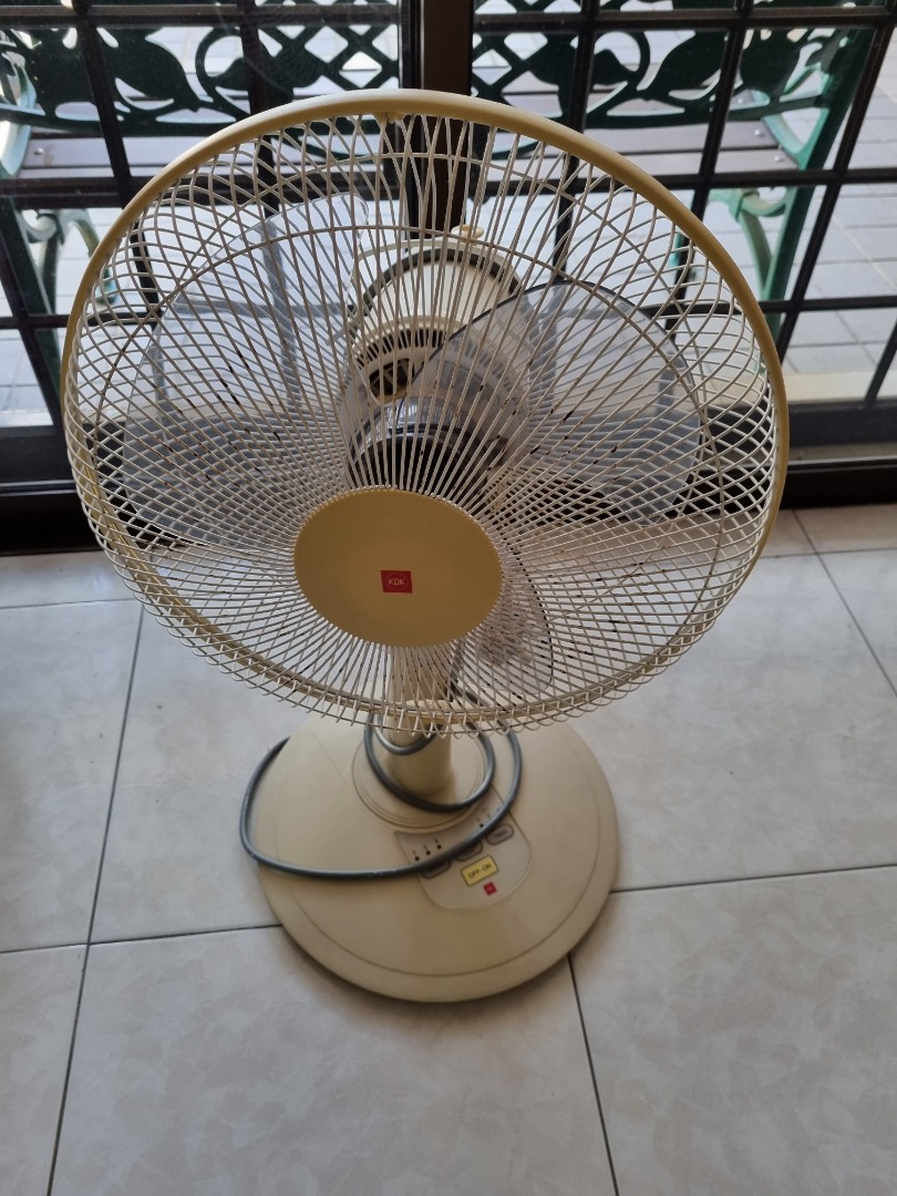 KDK Desktop Fan - Selling Cheap at $10 due to rust on grille, Furniture ...