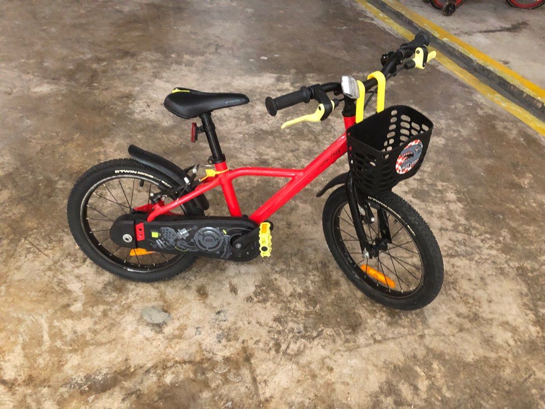 Kids Bike 16 inch Btwin Aluminum frame Sports Equipment Bicycles