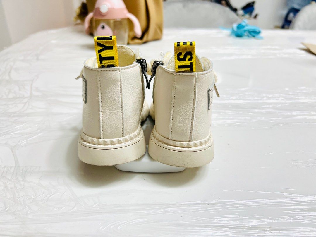 Kids boots hot sale size 2