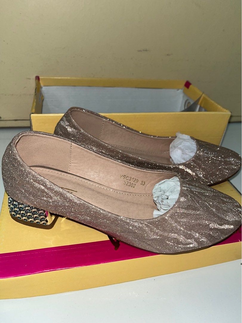 Kids heels 2024 size 1
