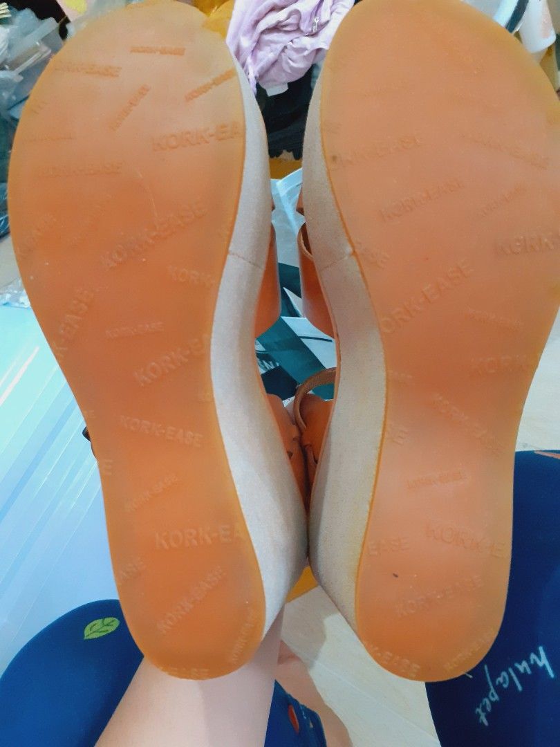 REPRICED!!!KORK-EASE Sandals ORIGINAL!!! (Category: Flats & Sandals) located in Pasig City. Submitted by theDclutter (Listing ID 1251389332, Image 3). Description: Selling this ORIGINAL KORK-EASE Sandals for very affordable price! -New! -In very good condition -No issue -Very comfy -Hindi sya madulas -Malambot ung apakan ng paa -Lakas makasexy at pretty sa paa pag suot mo na. -Padala galing ibang bansa RFS: Decluttering, hindi din kasi kasya sa p