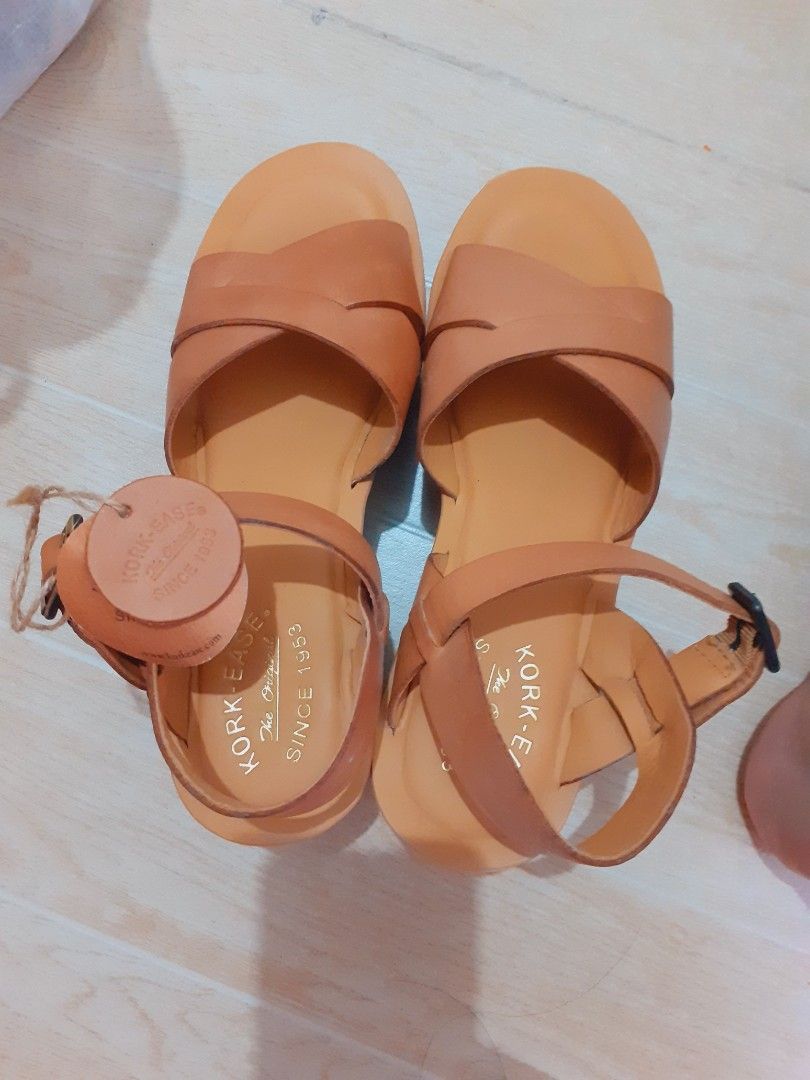 REPRICED!!!KORK-EASE Sandals ORIGINAL!!! (Category: Flats & Sandals) located in Pasig City. Submitted by theDclutter (Listing ID 1251389332, Image 2). Description: Selling this ORIGINAL KORK-EASE Sandals for very affordable price! -New! -In very good condition -No issue -Very comfy -Hindi sya madulas -Malambot ung apakan ng paa -Lakas makasexy at pretty sa paa pag suot mo na. -Padala galing ibang bansa RFS: Decluttering, hindi din kasi kasya sa p