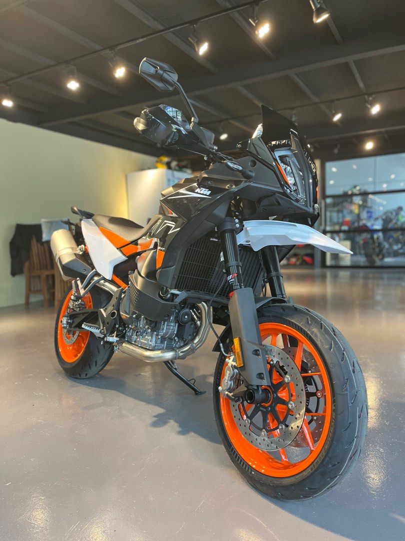KTM 890 SMT, Motorcycles, Motorcycles for Sale, Class on Carousell