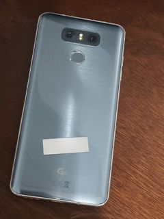 LG G6 (sim tray defect)