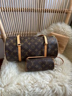 (Category: ) located in . Submitted by como_vintage (Listing ID 1251420413, Image 1). Description: .