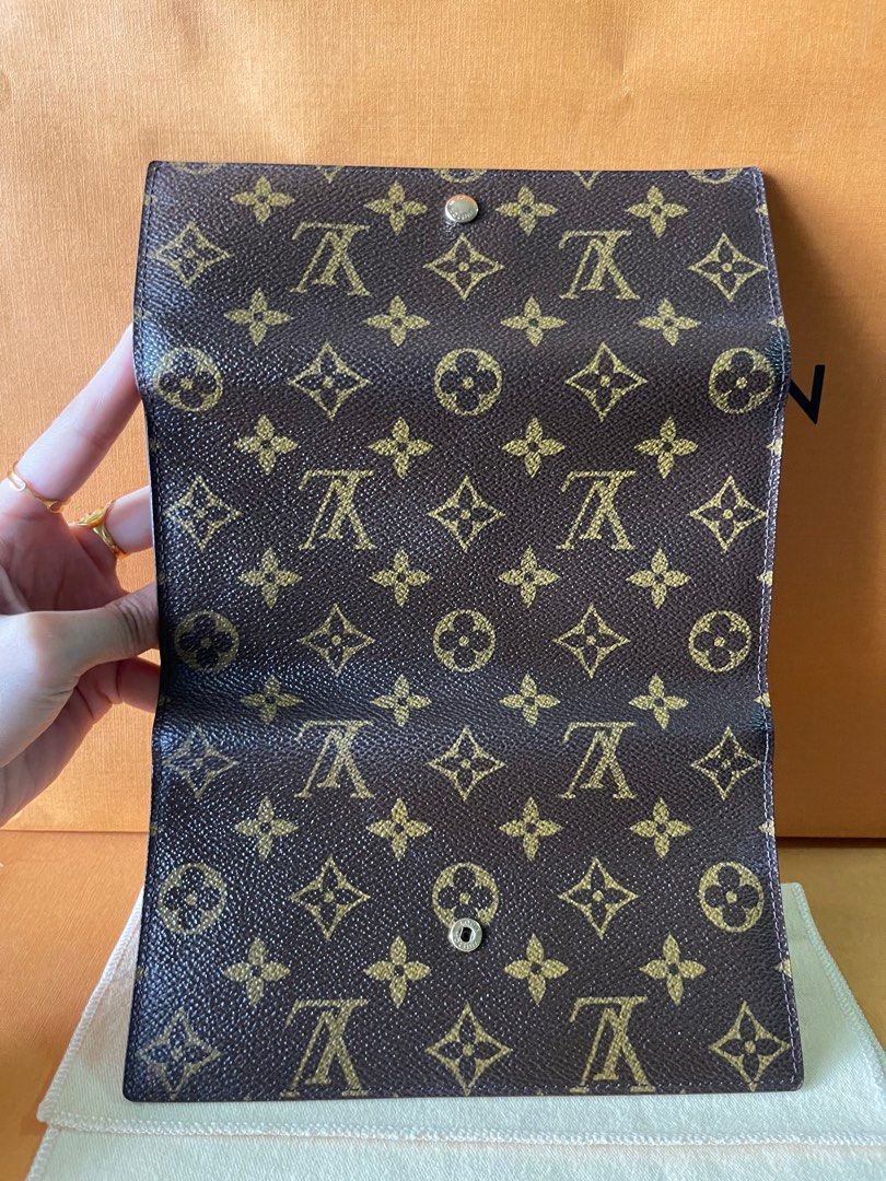 Vintage Louis Vuitton Monogram Tri Fold Wallet