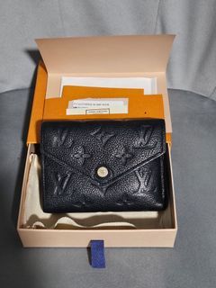 Louis Vuitton Cléa Wallet Galet Mahina