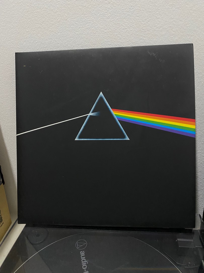 Lp pink floyd, Hobbies & Toys, Music & Media, Vinyls on Carousell