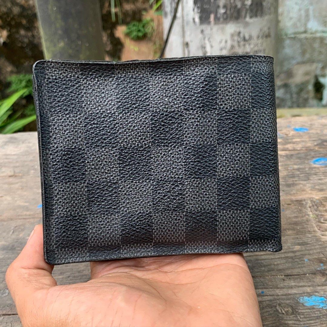 Louis Vuitton dompet pria LV, Fesyen Pria, Tas & Dompet , Dompet