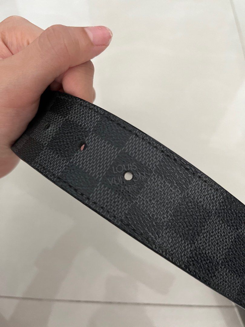 Louis Vuitton LV Initiales 40mm Reversible Belt Graphite Damier Graphite. Size 100 cm