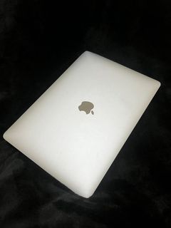 Macbook air M1 2020
