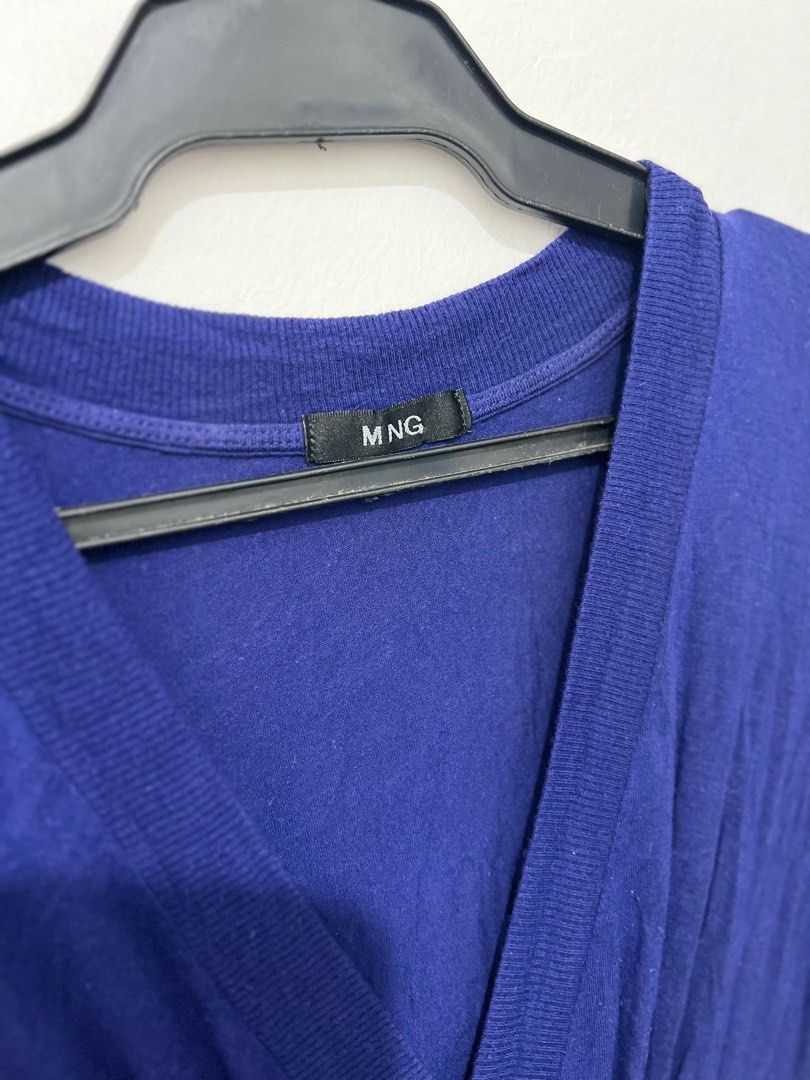 Mango Blue Dress (Category: Dresses) located in Sogod. Submitted by beeeeehhhh (Listing ID 1251456706, Image 2). Description: Size: S-M RFS: Declutter.