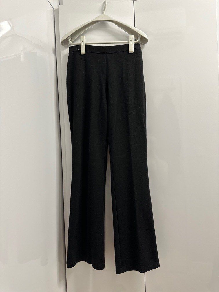 alo 闊腳瑜伽褲High-Waist 7/8 Zip It Flare Legging, 女裝, 褲＆半截裙, 牛仔褲、Leggings -  Carousell