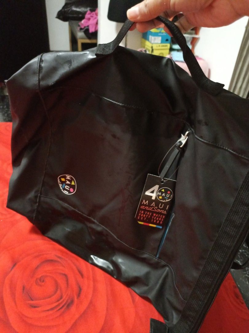 Maui and Sons Laptop Backpack, Men's Fashion, Bags, Backpacks on Carousell