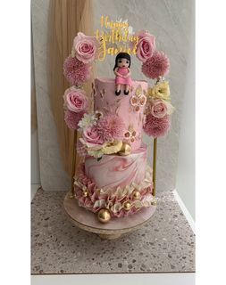 Miette Cake Birthday Costum Kue Ulang Tahun Fresh Flower Arch 2 Tier