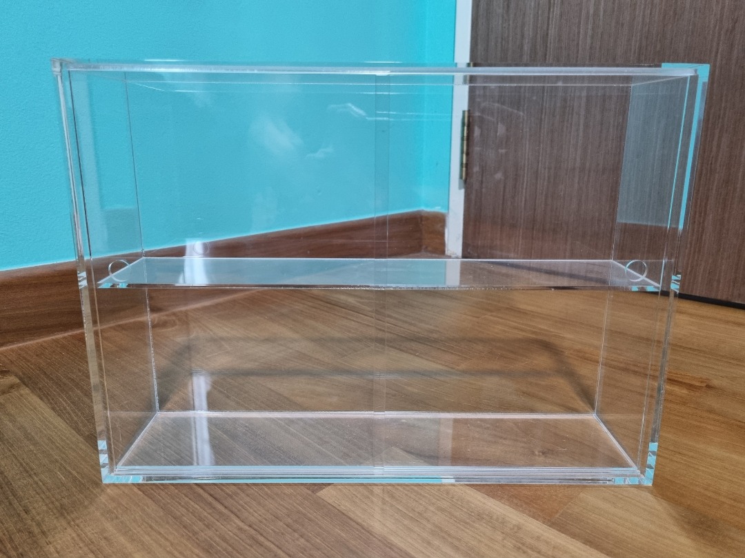 Muji Acrylic Display Case with Sliding Doors ( Large ), Furniture