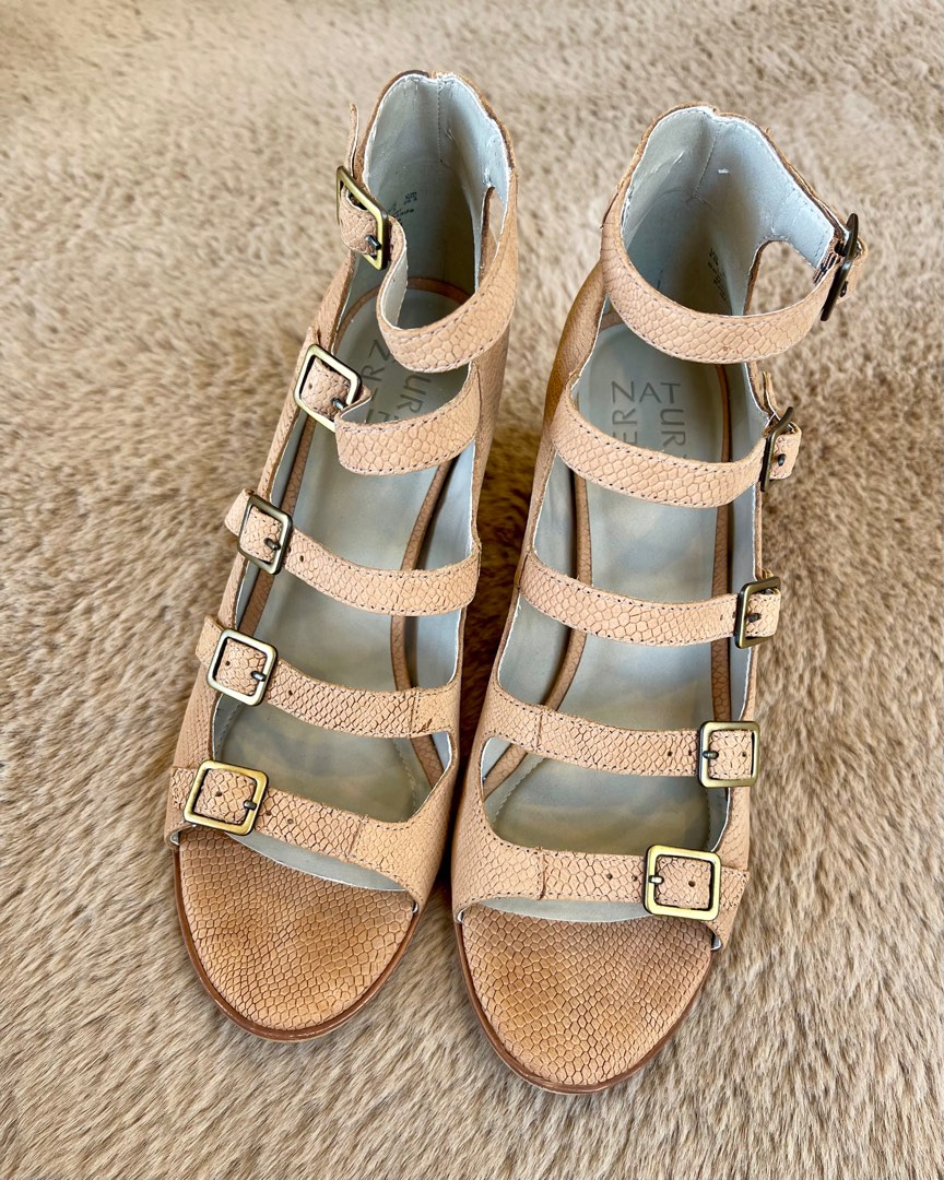 Naturalizer gladiator sandals deals