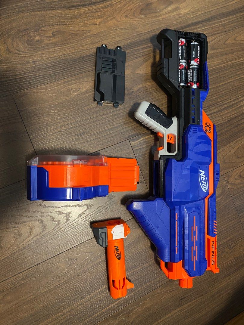 Nerf infinus Batteries and barrel fully automatic