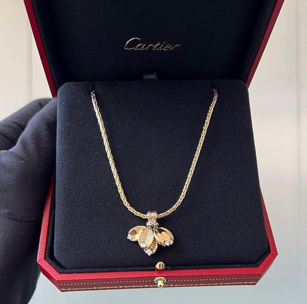 Cartier necklace clearance price