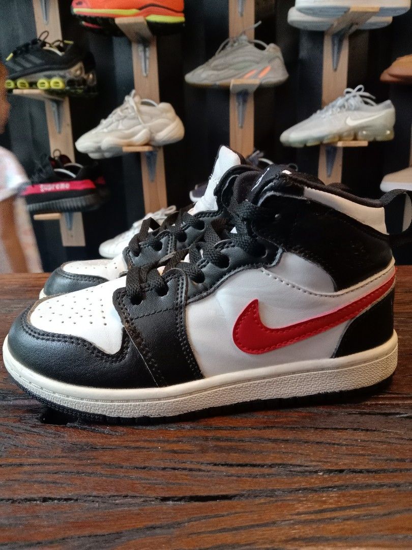 size 18 jordan 1