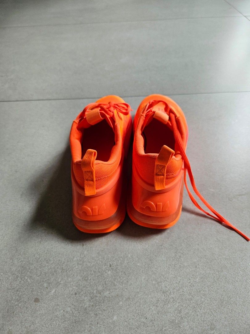 neon orange air max