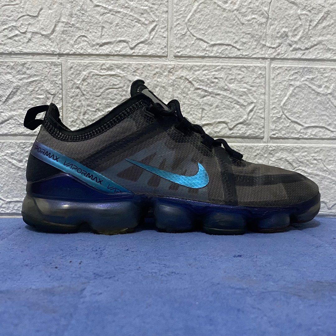Nike Air Vapor Max 2019, Fesyen Pria, Sepatu , Sneakers di Carousell
