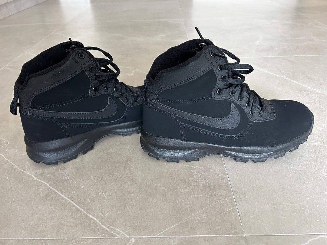 Nike Manoadome Triple Black Boots