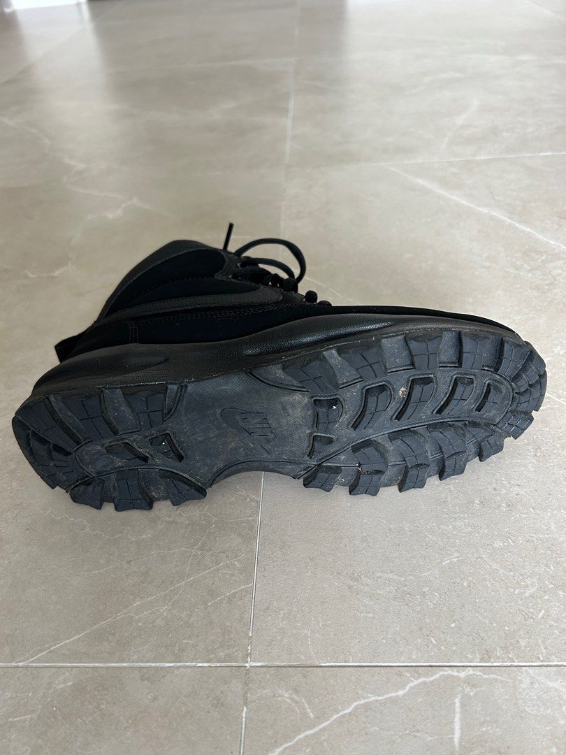 manoadome boots