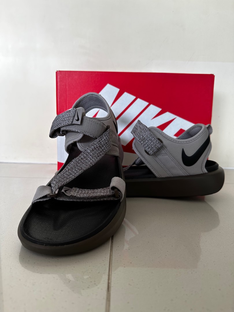 size 9 nike men's sandals