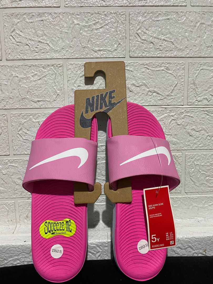 Nike slides, Women's Fashion, Footwear, Slippers and slides on Carousell