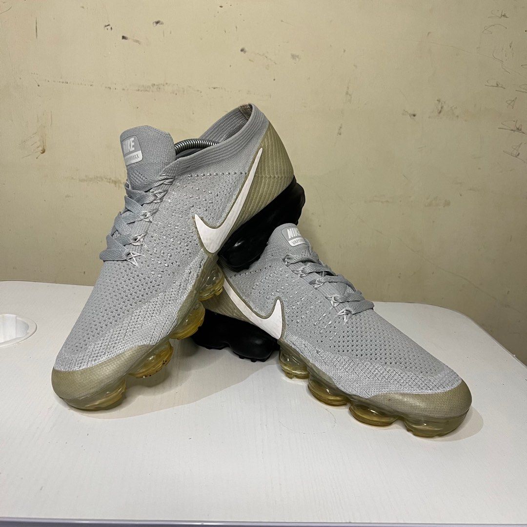 Sepatu nike clearance vapormax 218