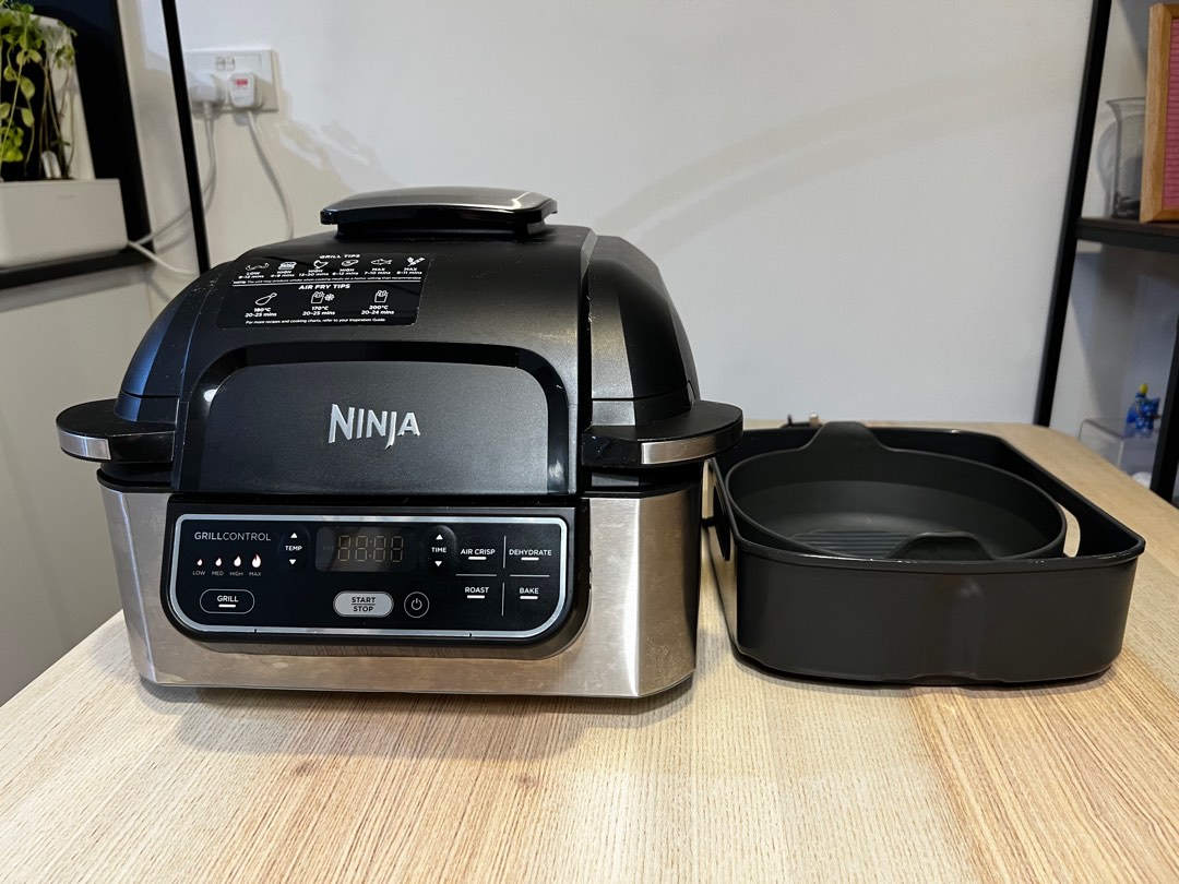 Ninja Air Grill AG301 Air Fryer, TV & Home Appliances, Kitchen