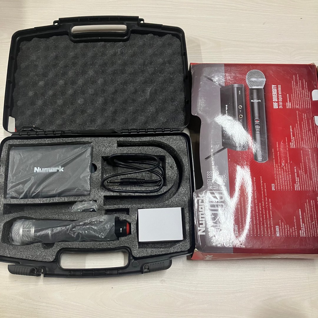 Numark WS100 Digital Wireless Microphone System, Audio, Microphones