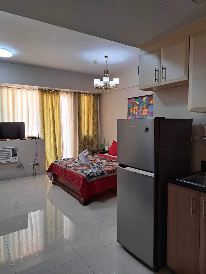 One Palm Tree Villas (Category: Apartments & Condos) located in Pasay City. Submitted by argo1989 (Listing ID 1251316417, Image 3). Description: Newport City Studio unit (31.5sqm) 7th floor CGT included .