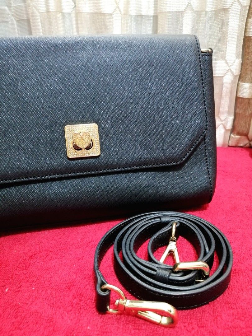 Original Lovcat sling bag on Carousell