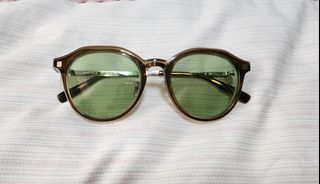 (Category: ) located in . Submitted by vincloset (Listing ID 1251453390, Image 1). Description: .