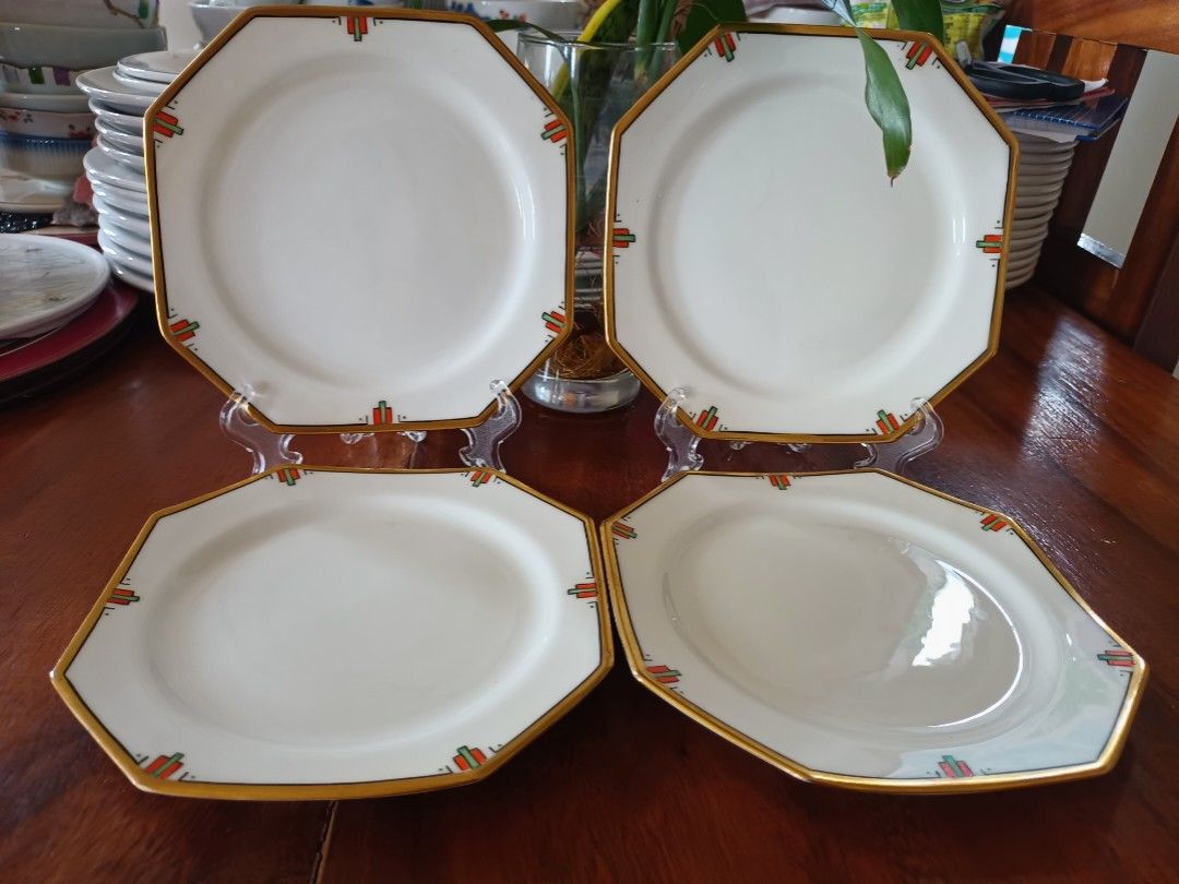Paragon Fine Bone China Made in England (Category: Dinnerware & Cutlery) located in Polangui. Submitted by cornerbags_shoes (Listing ID 1251309851, Image 1). Description: 4pcs for 400pesos This is branded by Paragon, a fine bone China made in England with gold lining.