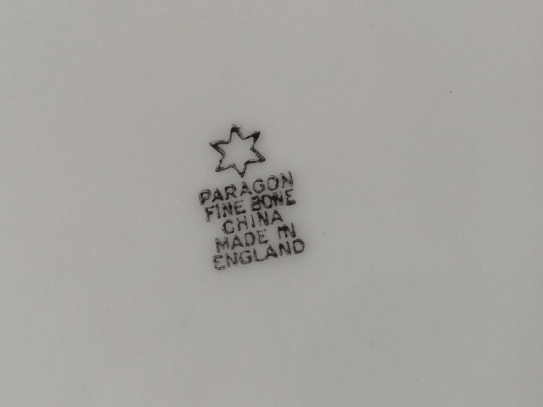 Paragon Fine Bone China Made in England (Category: Dinnerware & Cutlery) located in Polangui. Submitted by cornerbags_shoes (Listing ID 1251309851, Image 3). Description: 4pcs for 400pesos This is branded by Paragon, a fine bone China made in England with gold lining.