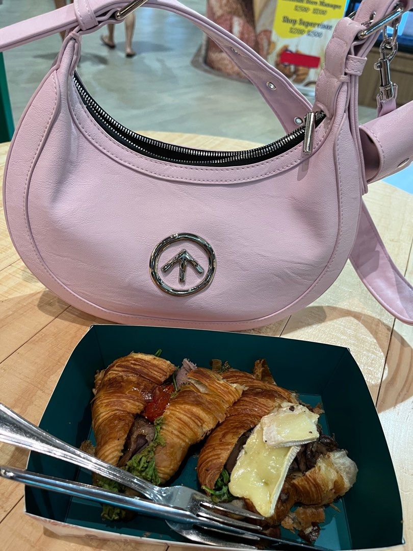 Pink lamb leather bag. Crescent bag. RARE ITEM