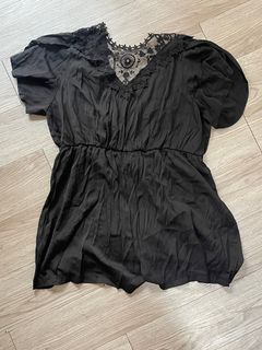 (Category: ) located in . Submitted by trendy0328 (Listing ID 1251360169, Image 1). Description: .