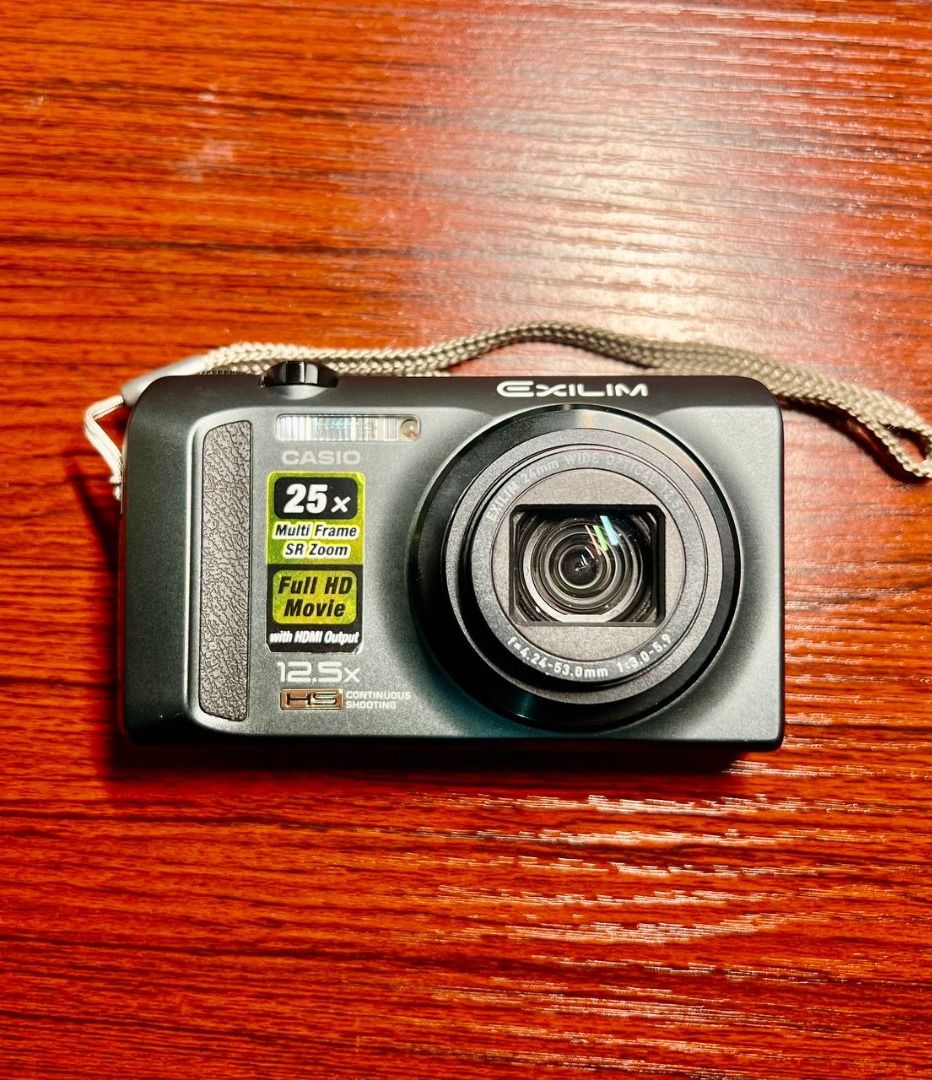 Rare Casio Exilim zr100 digital camera SALE