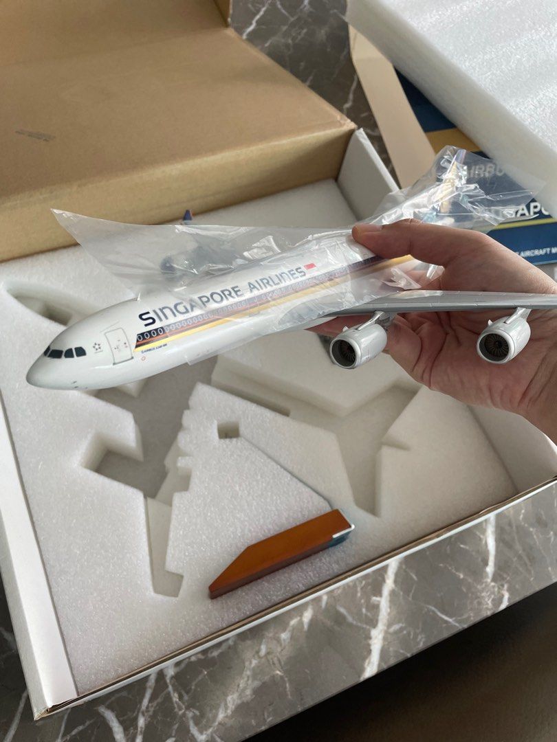 RARE JC Wings Singapore Airlines SIA SQ 1/200 A340-500 9V