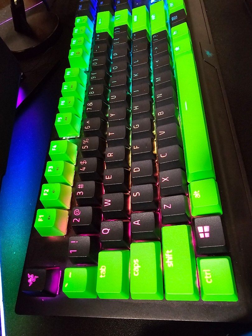 Razer black widow v3 pro on carousell