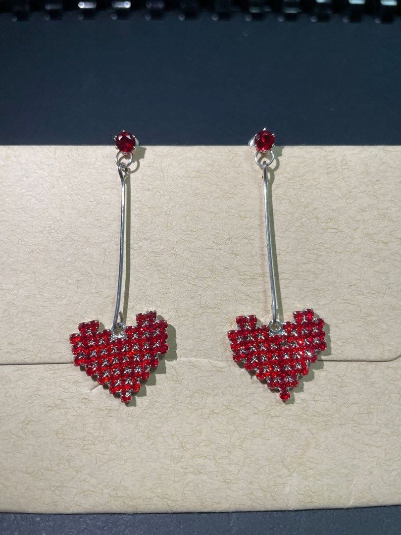 Red heart earrings shop