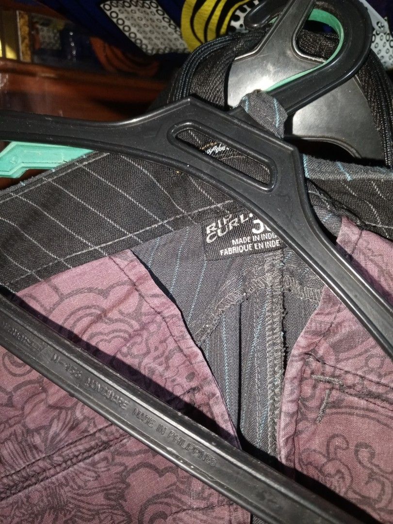 Rip Curl shorts/jorts (Category: Shorts) located in Manila. Submitted by mysteriousjohnny (Listing ID 1251461825, Image 3). Description: rip curl shorts/jorts condition 9/10 colorway gray with cyan green vertical lines size 32 inches width length 22 inches inseam 10 inches price 800php shipping fee to be shouldered by the buyer!.